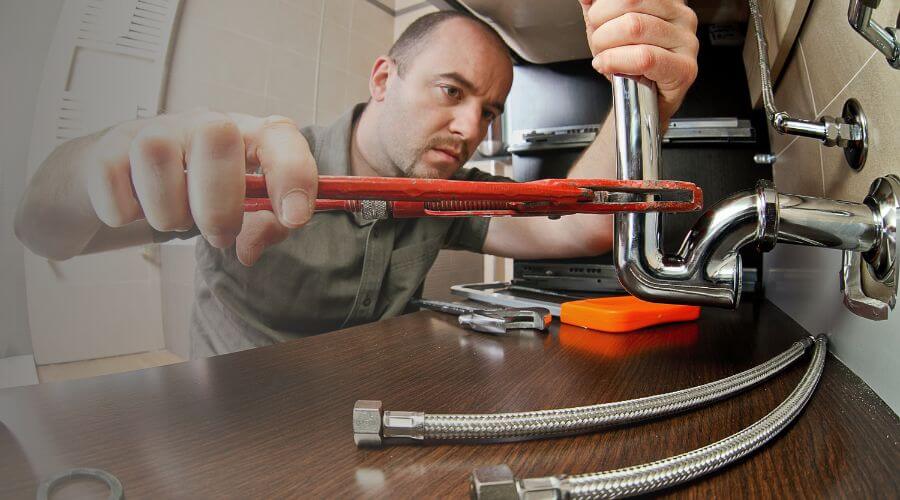 Expert burst pipe repair services in Burchard, NE